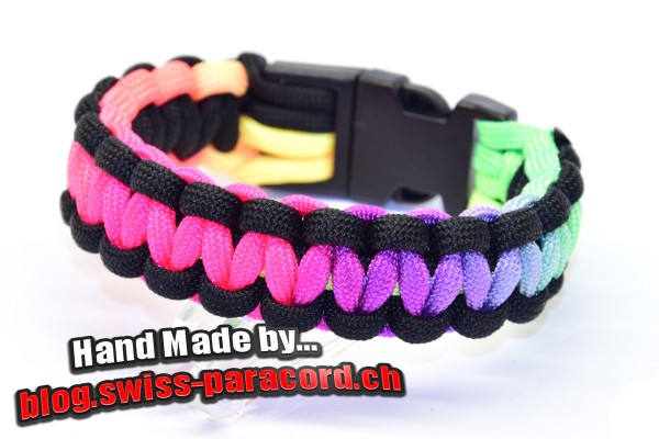 Kobra Armband mit Multicolor Polycord
